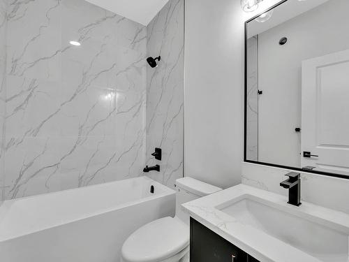 24 104 Allard Link, Edmonton, AB - Indoor Photo Showing Bathroom