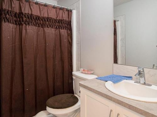 3526 9 Street Nw, Edmonton, AB - Indoor Photo Showing Bathroom