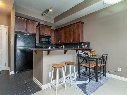 103 6720 112 Street, Edmonton, AB - Indoor Photo Showing Kitchen