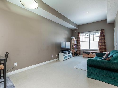 103 6720 112 Street, Edmonton, AB - Indoor