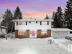 8103 139 Street  Edmonton, AB T5R 0G3