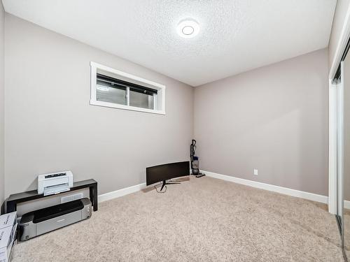 7821 170A Avenue, Edmonton, AB - Indoor Photo Showing Other Room