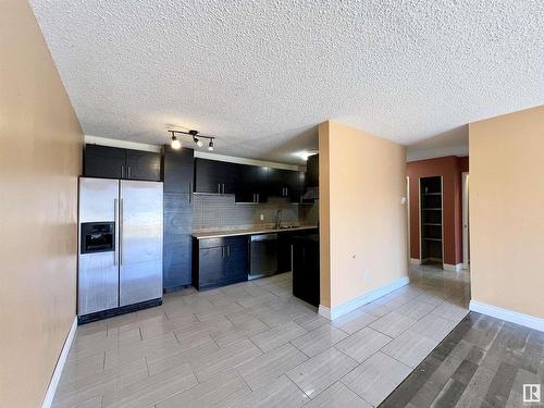 302 10615 110 Street, Edmonton, AB - Indoor Photo Showing Kitchen