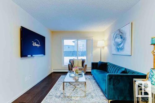 147 348 Windermere Road, Edmonton, AB - Indoor Photo Showing Living Room