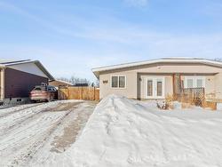 11456 152B Avenue  Edmonton, AB T5X 1E8