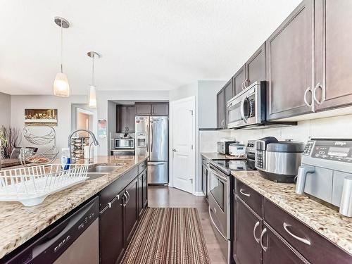 1839 32 Street, Edmonton, AB - Indoor Photo Showing Kitchen With Double Sink With Upgraded Kitchen