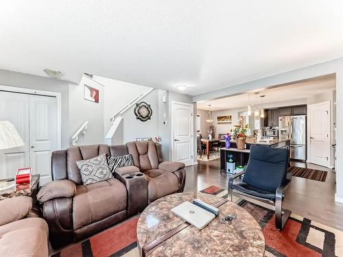 1839 32 Street, Edmonton, AB - Indoor Photo Showing Living Room