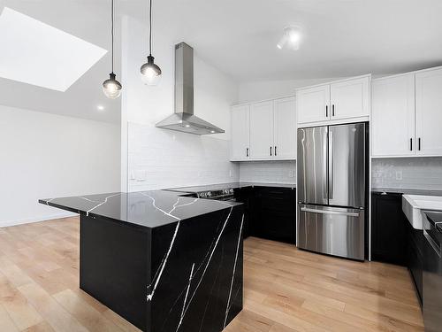 49 Jackson Road, Edmonton, AB - Indoor Photo Showing Kitchen With Upgraded Kitchen