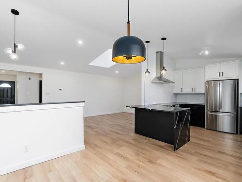 49 Jackson Road, Edmonton, AB - Indoor Photo Showing Kitchen