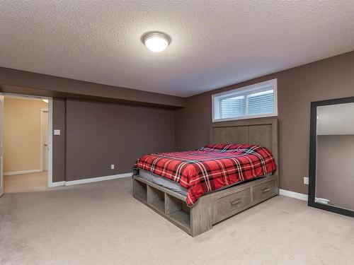 446 Sparling Court, Edmonton, AB - Indoor Photo Showing Bedroom