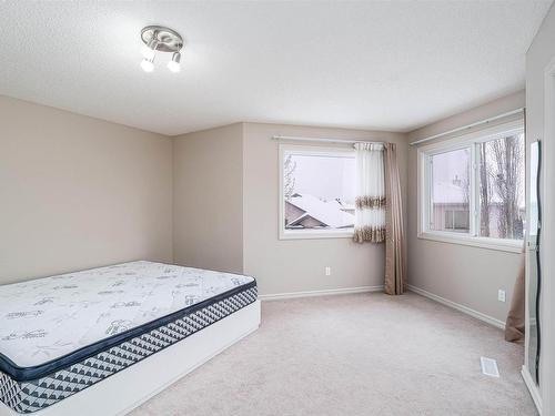 1209 Latta Crescent, Edmonton, AB - Indoor Photo Showing Bedroom