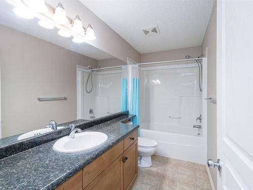 1209 Latta Crescent, Edmonton, AB - Indoor Photo Showing Bathroom