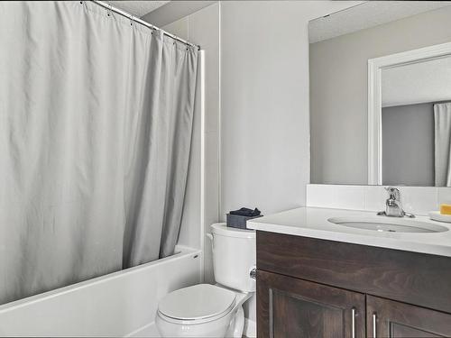 4035 Allan Crescent, Edmonton, AB - Indoor Photo Showing Bathroom