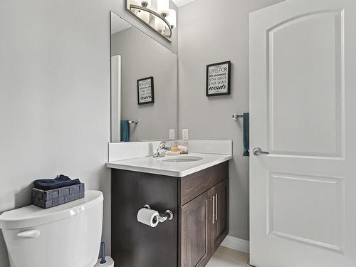 4035 Allan Crescent, Edmonton, AB - Indoor Photo Showing Bathroom