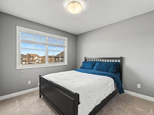 4035 Allan Crescent, Edmonton, AB - Indoor Photo Showing Bedroom