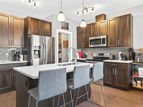 4035 Allan Crescent, Edmonton, AB - Indoor Photo Showing Kitchen With Double Sink With Upgraded Kitchen