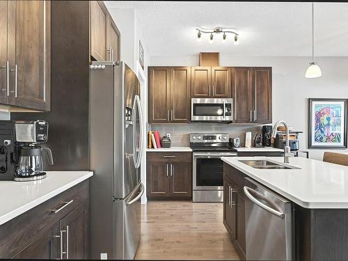 4035 Allan Crescent, Edmonton, AB - Indoor Photo Showing Kitchen With Double Sink With Upgraded Kitchen