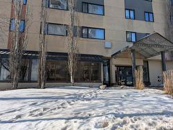 9710 105 Street  Edmonton, AB T5K 1A4