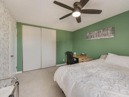 13413 43 Street, Edmonton, AB - Indoor Photo Showing Bedroom