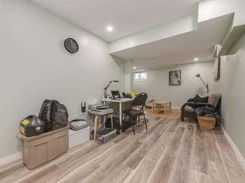 13413 43 Street, Edmonton, AB - Indoor