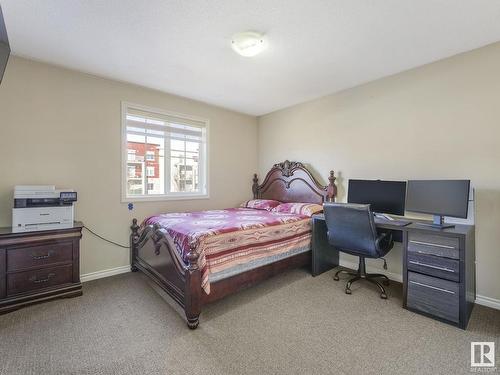 6418 16 Avenue, Edmonton, AB - Indoor Photo Showing Bedroom