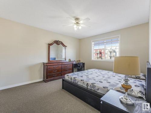 6418 16 Avenue, Edmonton, AB - Indoor Photo Showing Bedroom