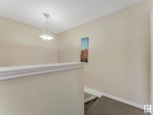 6418 16 Avenue, Edmonton, AB - Indoor Photo Showing Other Room