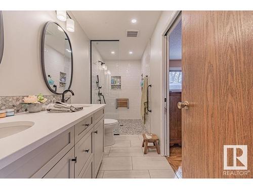 10305 167A Avenue, Edmonton, AB - Indoor Photo Showing Bathroom