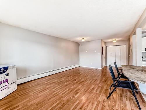 3 13454 Fort Road, Edmonton, AB - Indoor