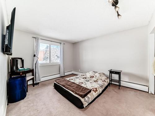 3 13454 Fort Road, Edmonton, AB - Indoor Photo Showing Bedroom