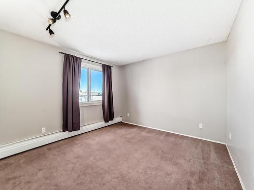 3 13454 Fort Road, Edmonton, AB - Indoor Photo Showing Other Room