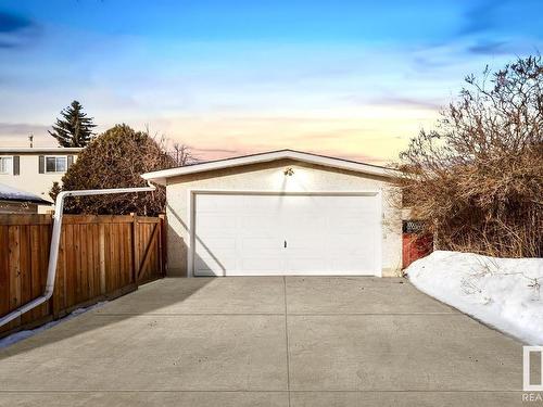 8735 92 Avenue, Edmonton, AB - Outdoor