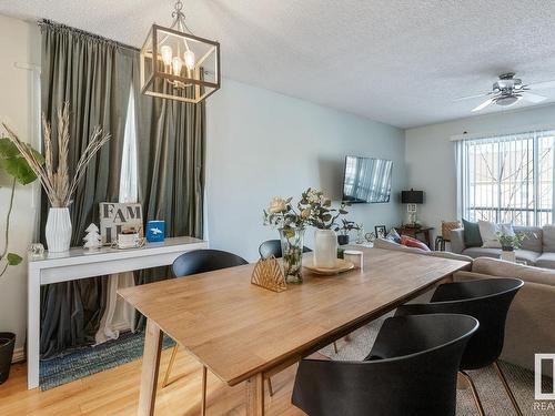 8735 92 Avenue, Edmonton, AB - Indoor Photo Showing Dining Room