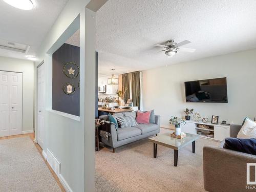 8735 92 Avenue, Edmonton, AB - Indoor Photo Showing Living Room