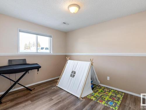 8735 92 Avenue, Edmonton, AB - Indoor