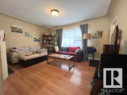 12131 125 Street, Edmonton, AB - Indoor Photo Showing Living Room