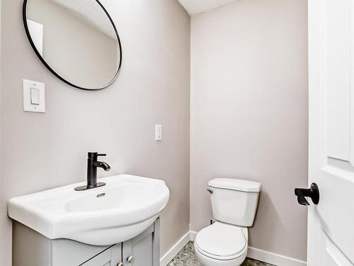 4 14120 80 Street, Edmonton, AB - Indoor Photo Showing Bathroom