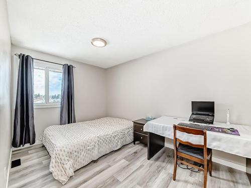 4 14120 80 Street, Edmonton, AB - Indoor