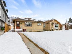 8746 83 Avenue  Edmonton, AB T6C 1B3