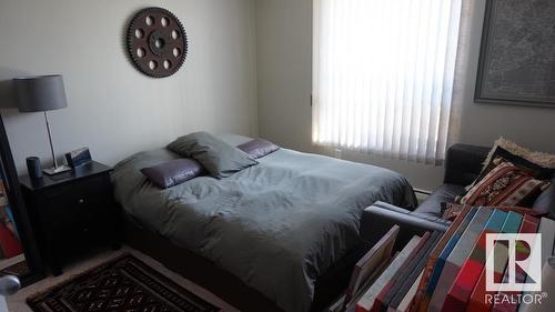 1110 7339 South Terwillegar Drive, Edmonton, AB - Indoor Photo Showing Bedroom