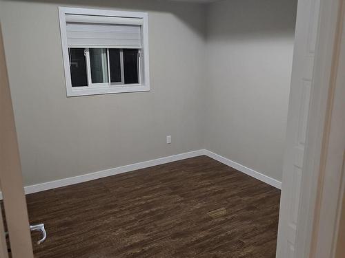 202 13835 155 Avenue, Edmonton, AB - Indoor Photo Showing Bathroom