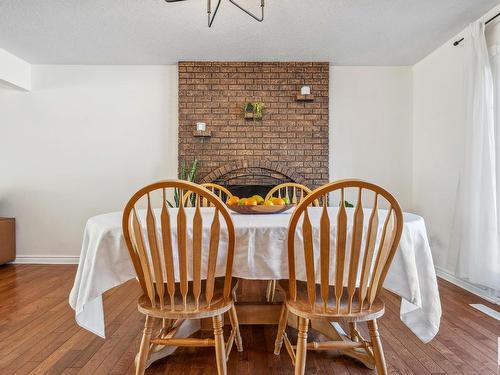 5912 11 Avenue Nw, Edmonton, AB - Indoor Photo Showing Dining Room