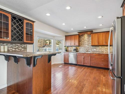 5912 11 Avenue Nw, Edmonton, AB - Indoor Photo Showing Kitchen With Upgraded Kitchen