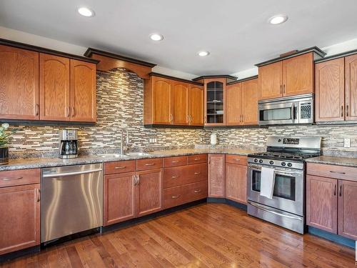 5912 11 Avenue Nw, Edmonton, AB - Indoor Photo Showing Kitchen With Double Sink