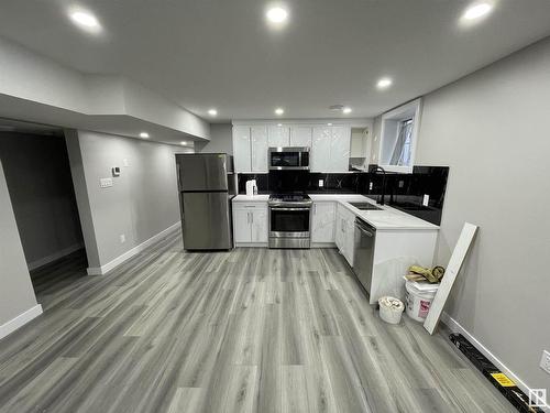 10505 76 Street, Edmonton, AB - Indoor Photo Showing Kitchen