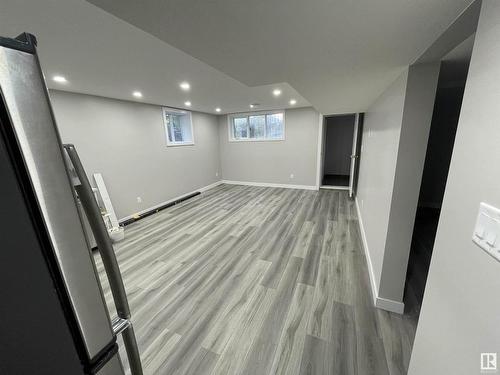 10505 76 Street, Edmonton, AB - Indoor