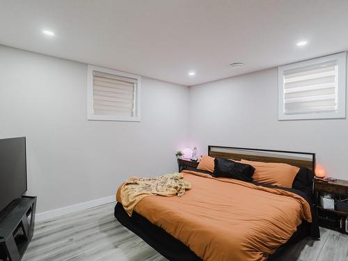 10505 76 Street, Edmonton, AB - Indoor Photo Showing Bedroom