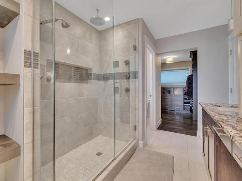 4510 Wingfield Bay, Edmonton, AB - Indoor Photo Showing Bathroom