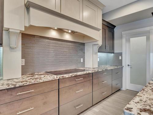 4510 Wingfield Bay, Edmonton, AB - Indoor Photo Showing Kitchen