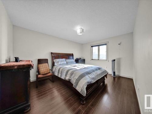 15836 13 Avenue Sw, Edmonton, AB - Indoor Photo Showing Bedroom